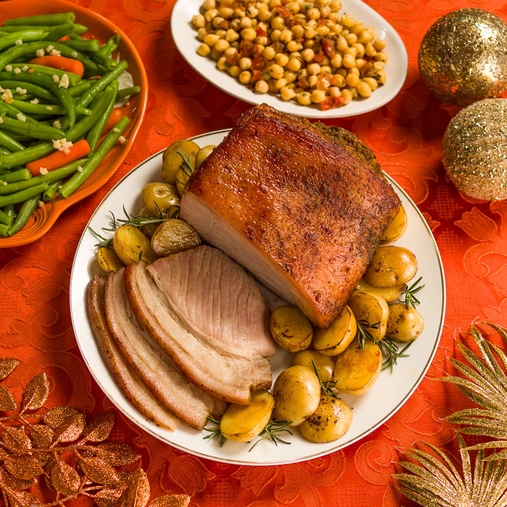 Receita de Lombo com Batata Sauté e Saladas